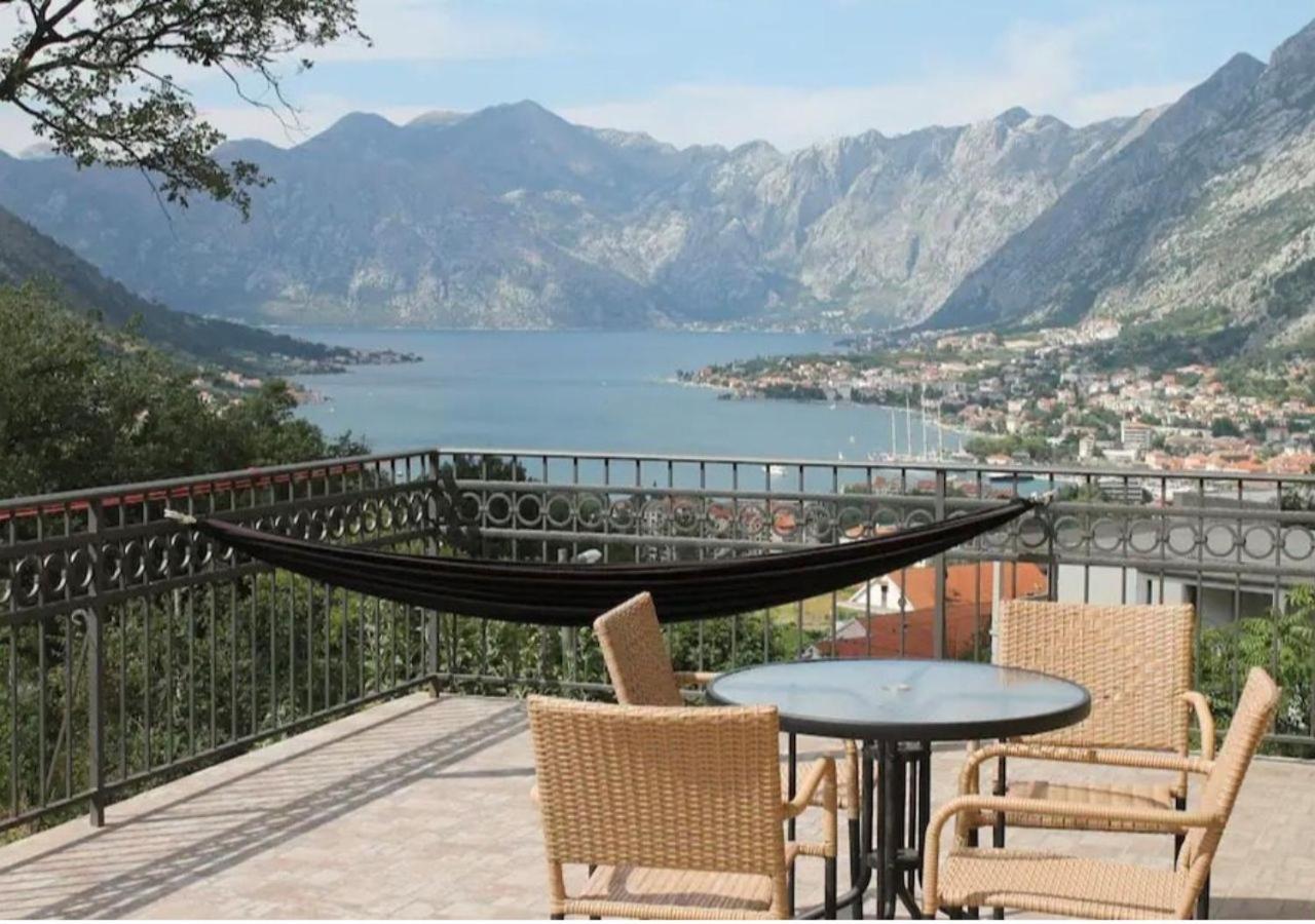 3-bedroom With Panoramic Bay Views * Cattaro